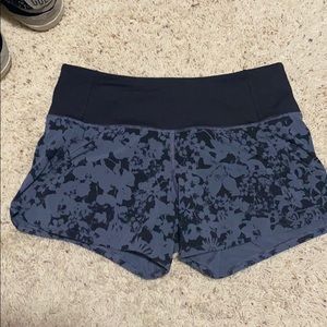 Lululemon rum times short size 2